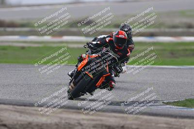 media/Nov-30-2025-TrackDaz (Sun) [[d8b22663df]]/A Group/Session 2 (Sunset)/